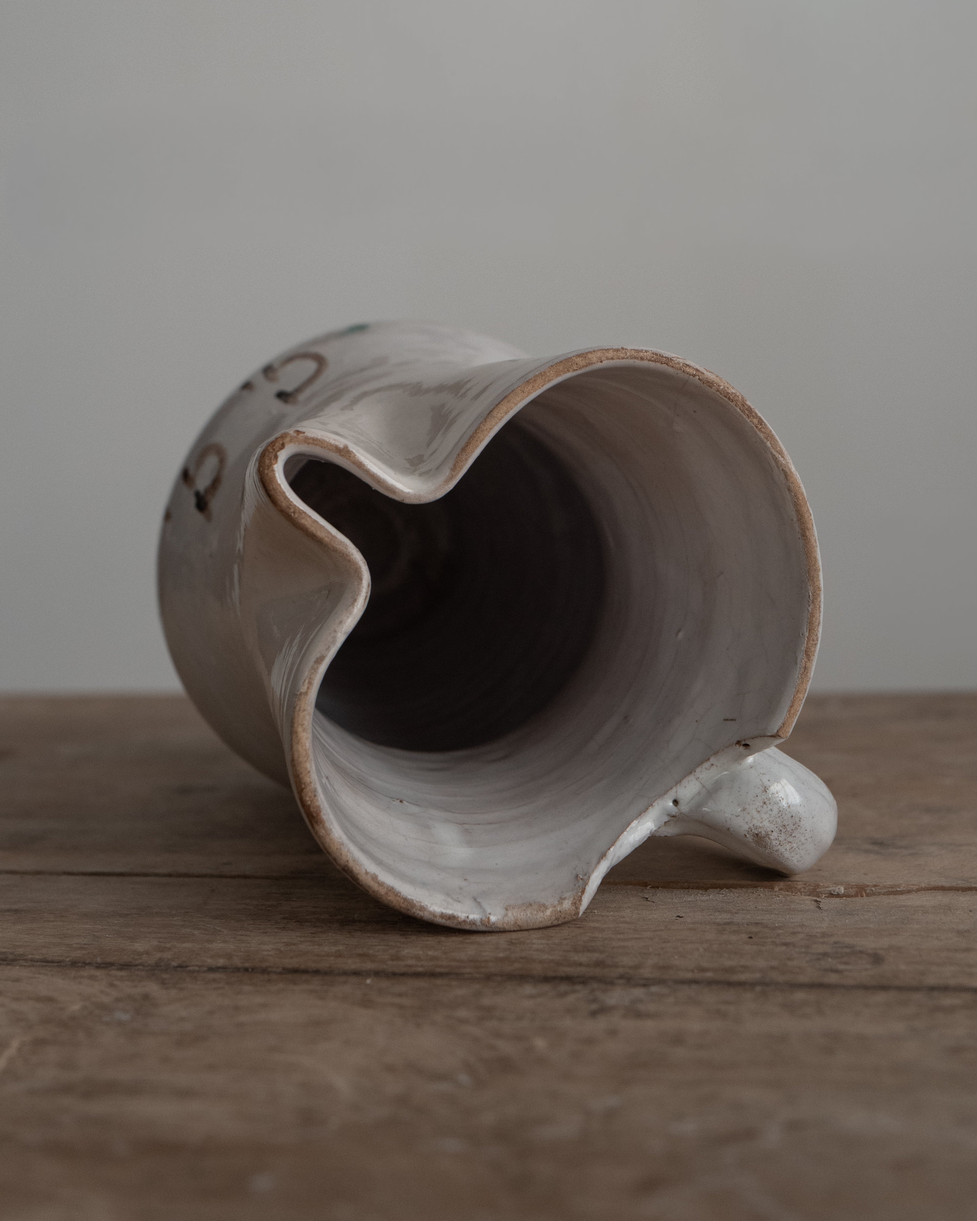 プーリア アンティーク 19世紀 グロッターリエ AN-5219